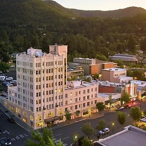 Ashland Springs Hotel